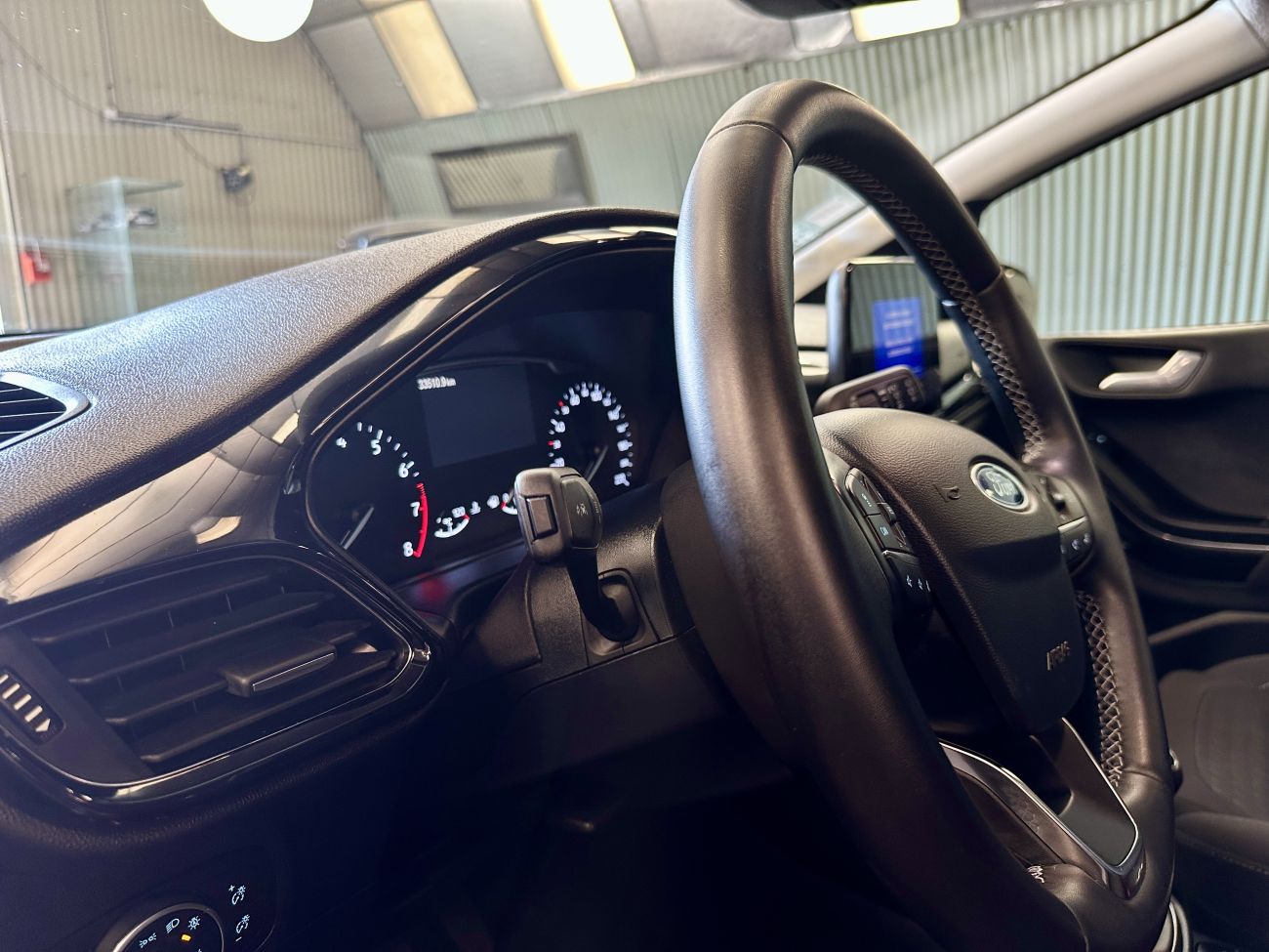 Mandataire Ford FIESTA 1.0 EcoBoost 125 ch S&S mHEV BVM6 Titanium X
