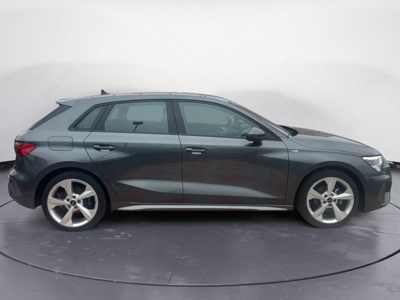 Mandataire AUDI A3 Sportback 35 TFSI 150CH MILD HYBRID S LINE S TRONIC 7