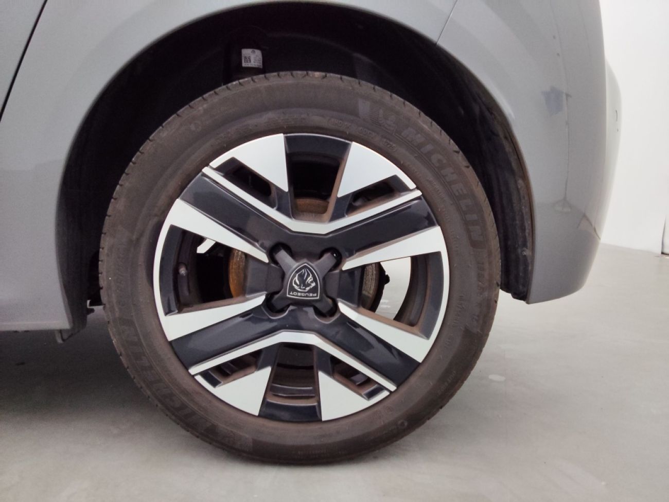 Mandataire PEUGEOT 208 1.2 100CH S&S ALLURE