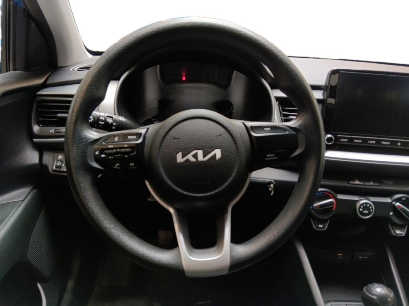 Mandataire Kia Stonic 1.2 LX 84fun