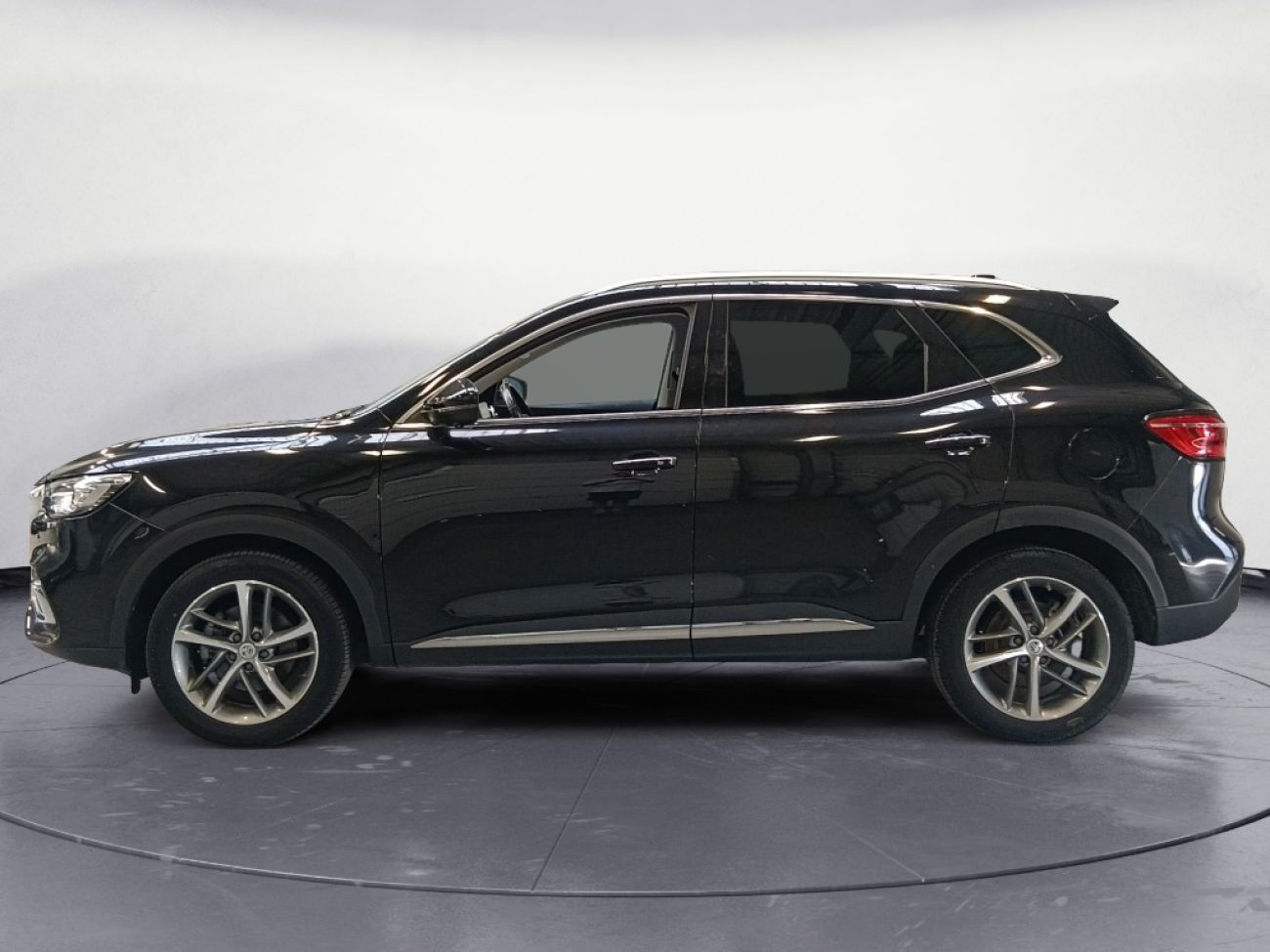 Mandataire MG HS 1.5 T-GDI 162 AT luxury