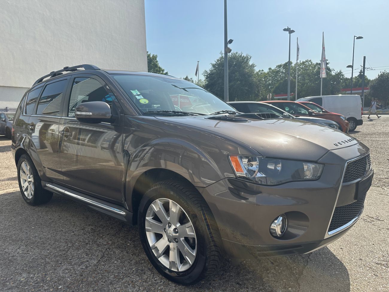 Mandataire MITSUBISHI OUTLANDER 2.2 DI-D 150 4WD Instyle