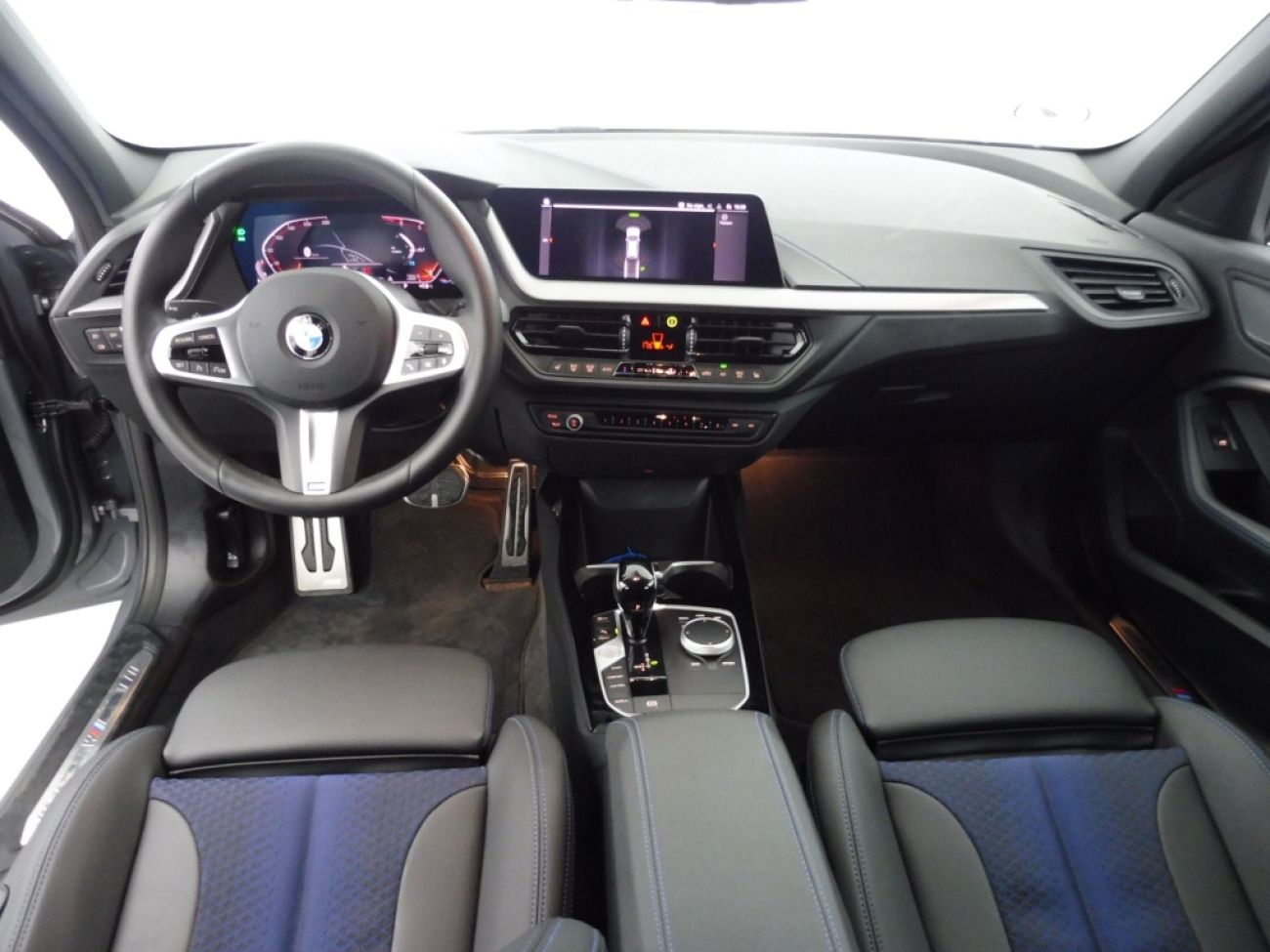 Mandataire BMW SERIE 1 118I STEPTRONIC 136 M-SPORT