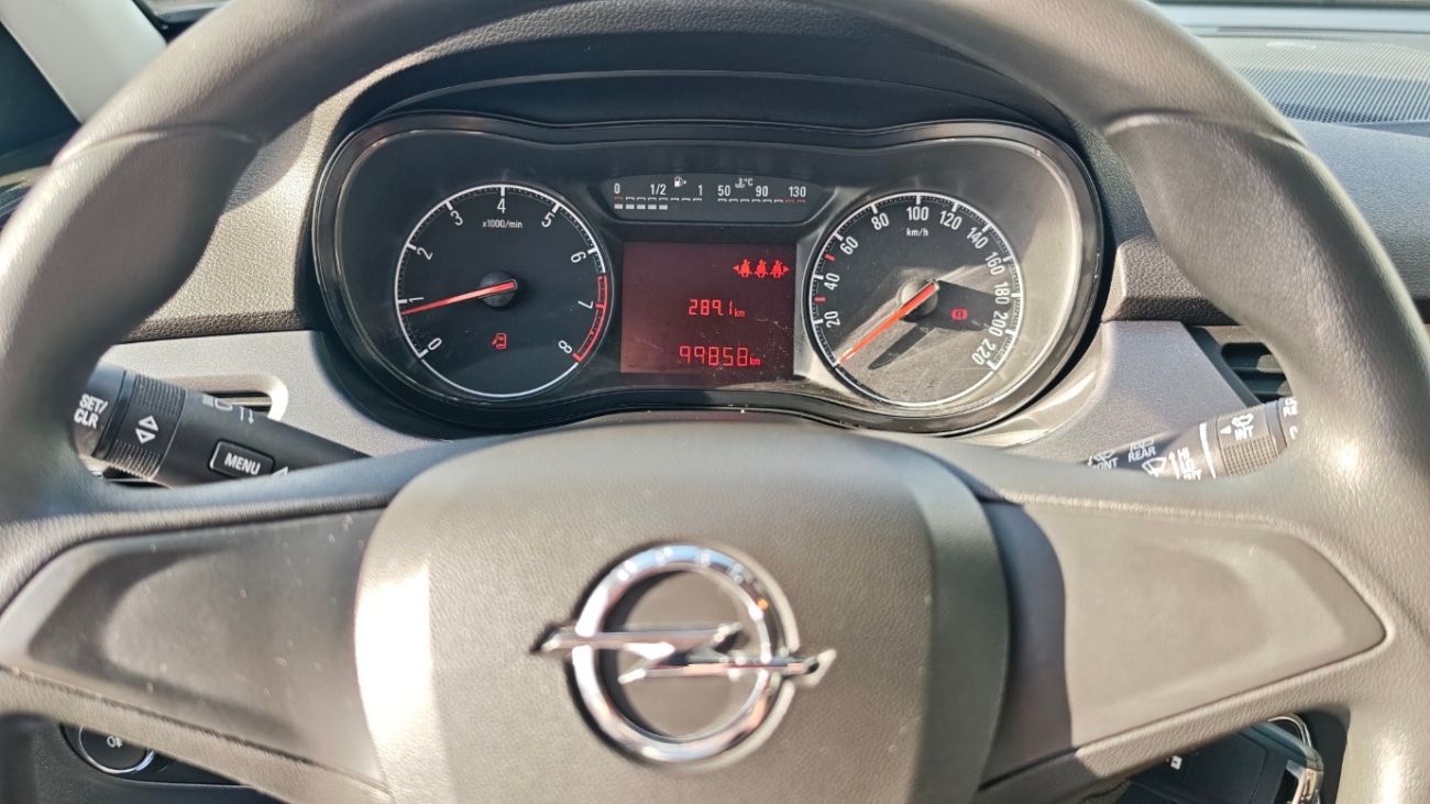 Mandataire Opel CORSA 1.4 90 ch Essentia