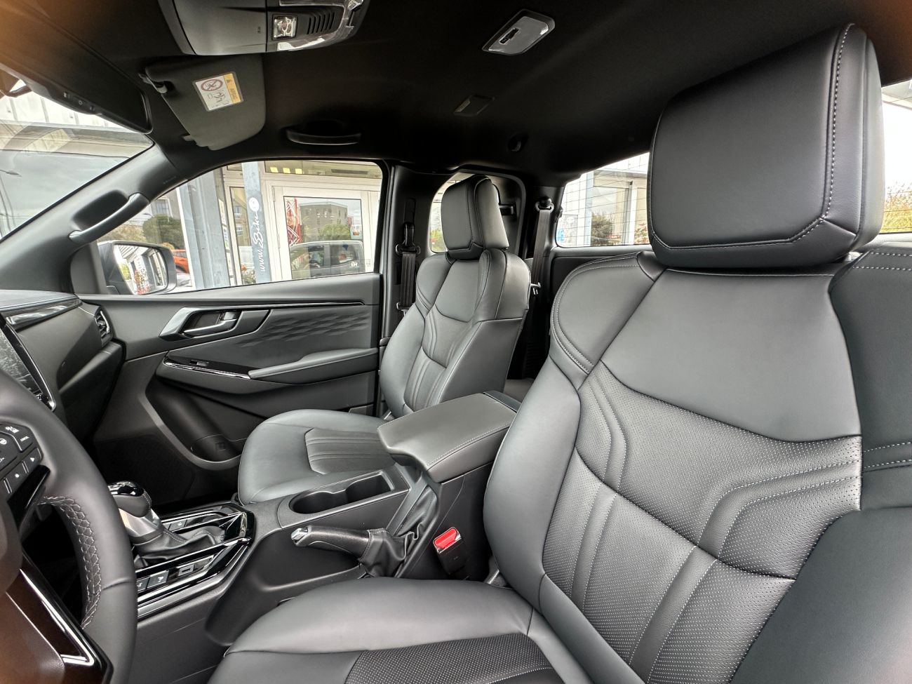 Mandataire ISUZU D-MAX SPACE NITRO SPORT 2.2 A/T 4x4 MY2026 Euro6e-bis