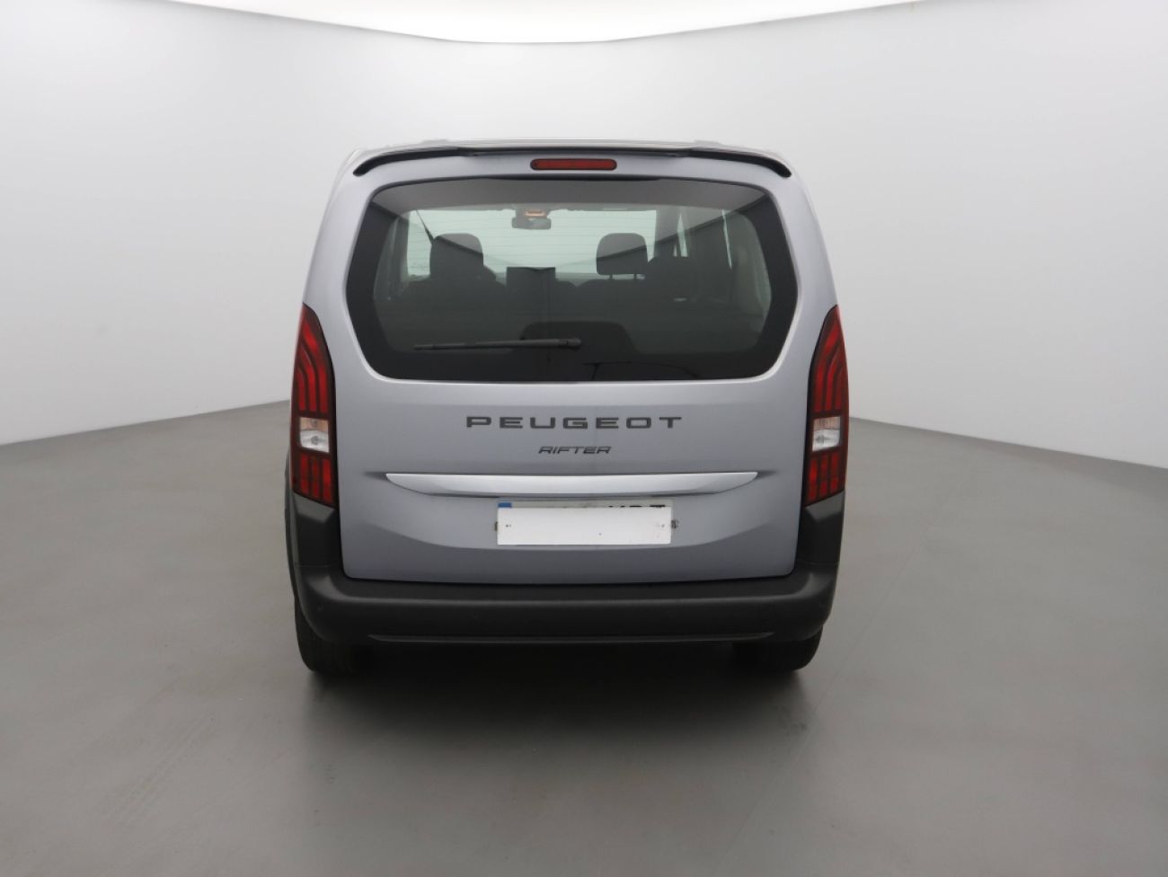Mandataire PEUGEOT RIFTER TAILLE M - 1.5 BLUEHDI 100CH S&S ALLURE 5 PLACES