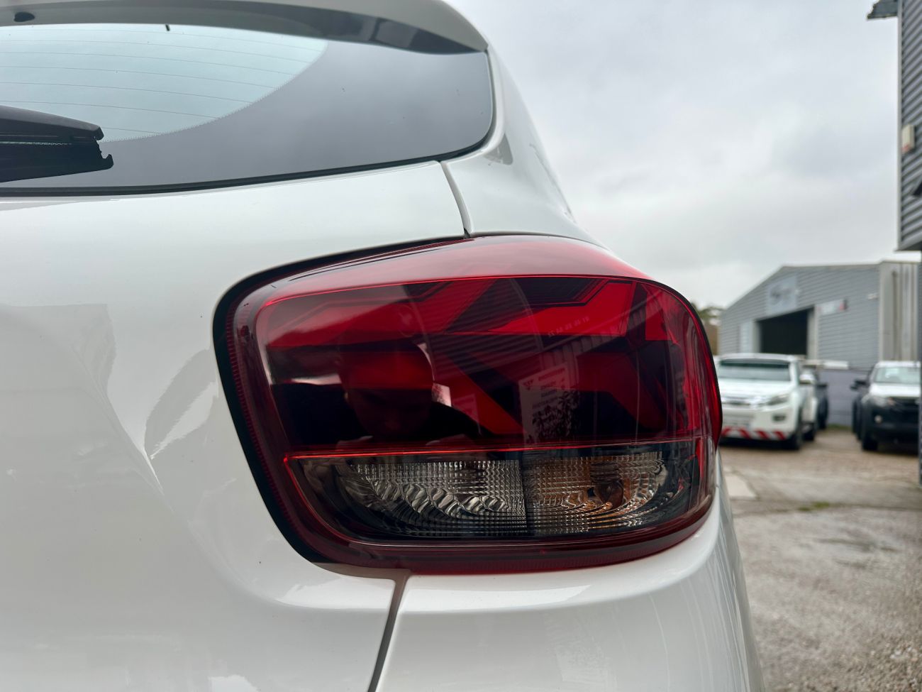 Mandataire Dacia SPRING Expression