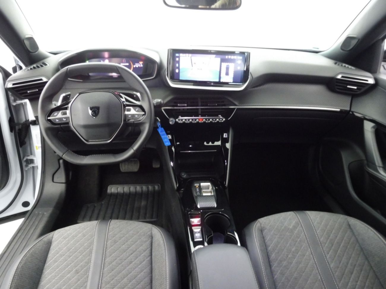 Mandataire PEUGEOT 2008 1.2 PURETECH 130CH S&S ALLURE EAT8