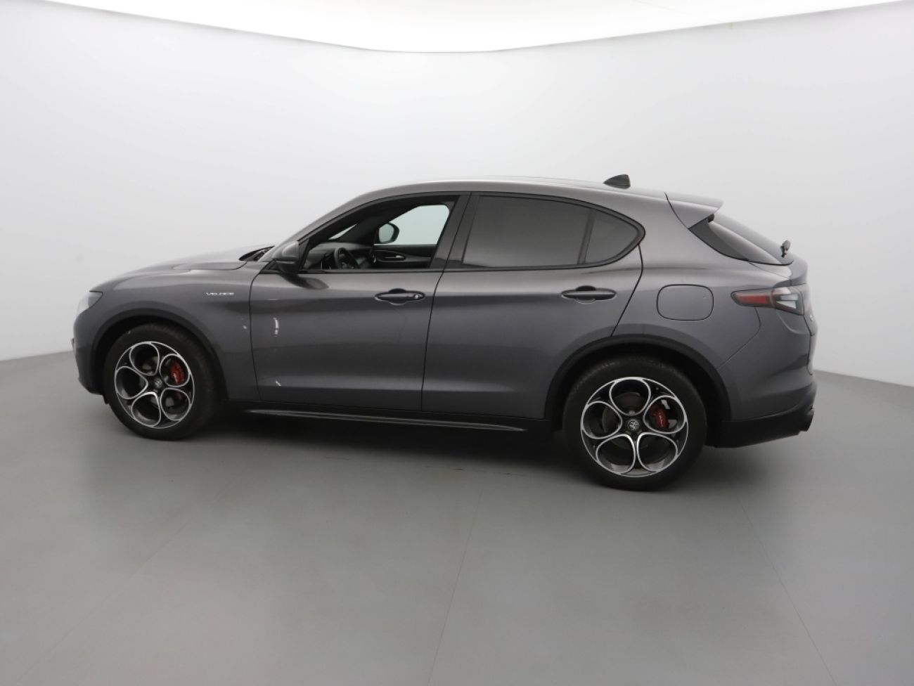 Mandataire ALFA ROMEO Stelvio 2.2 DIESEL 160CH VELOCE AT8