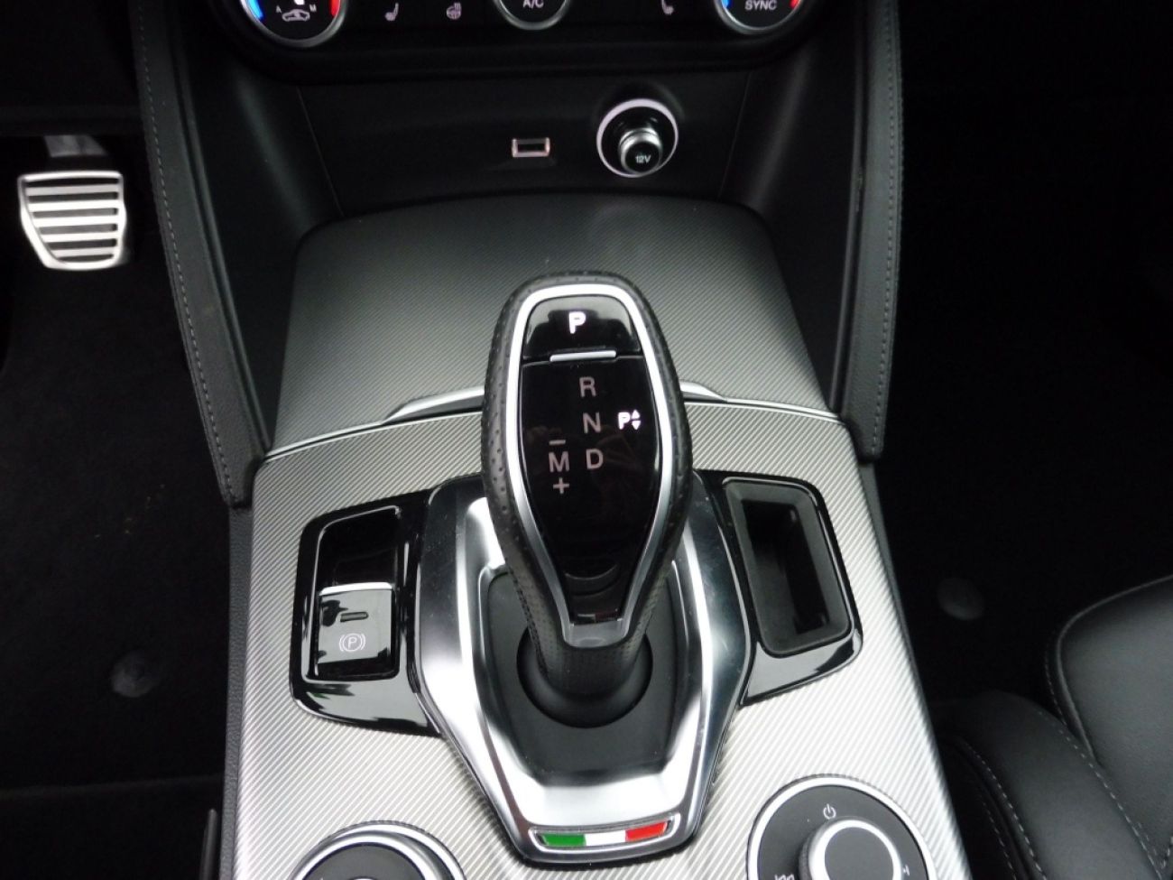Mandataire ALFA ROMEO Stelvio 2.2 DIESEL 160CH VELOCE AT8