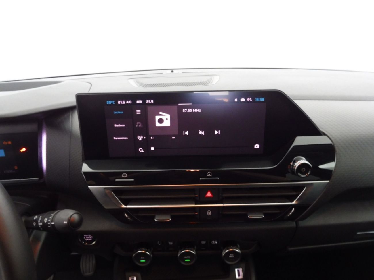 Mandataire Citroën C4 1.2 PURETECH 130shine