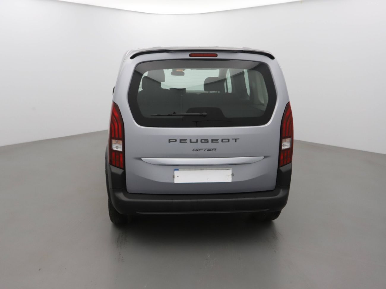 Mandataire PEUGEOT RIFTER TAILLE M - 1.5 BLUEHDI 100CH S&S ALLURE 5 PLACES