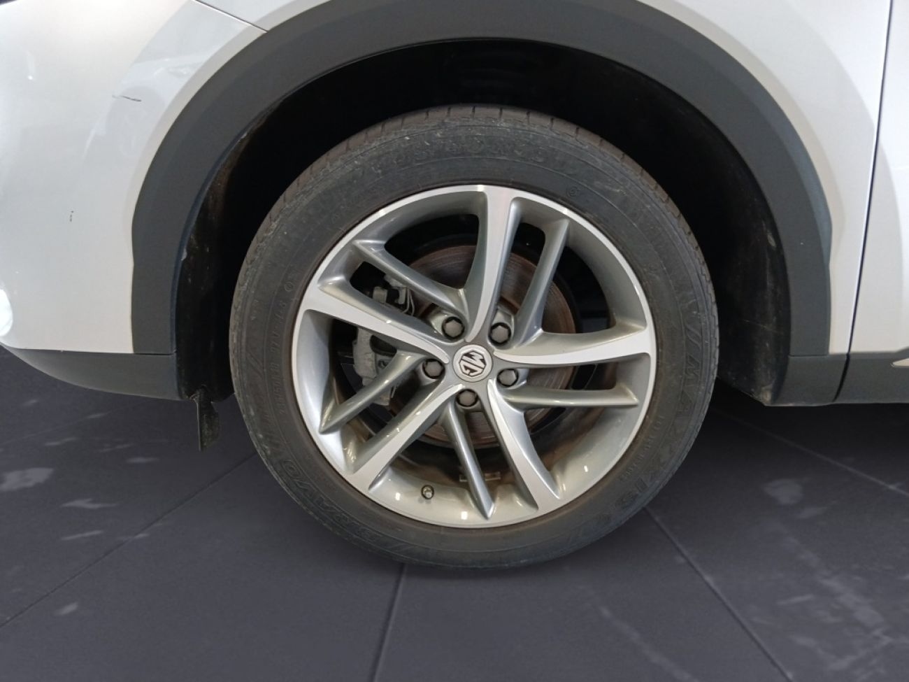Mandataire MG HS 1.5 T-GDI 162 AT luxury