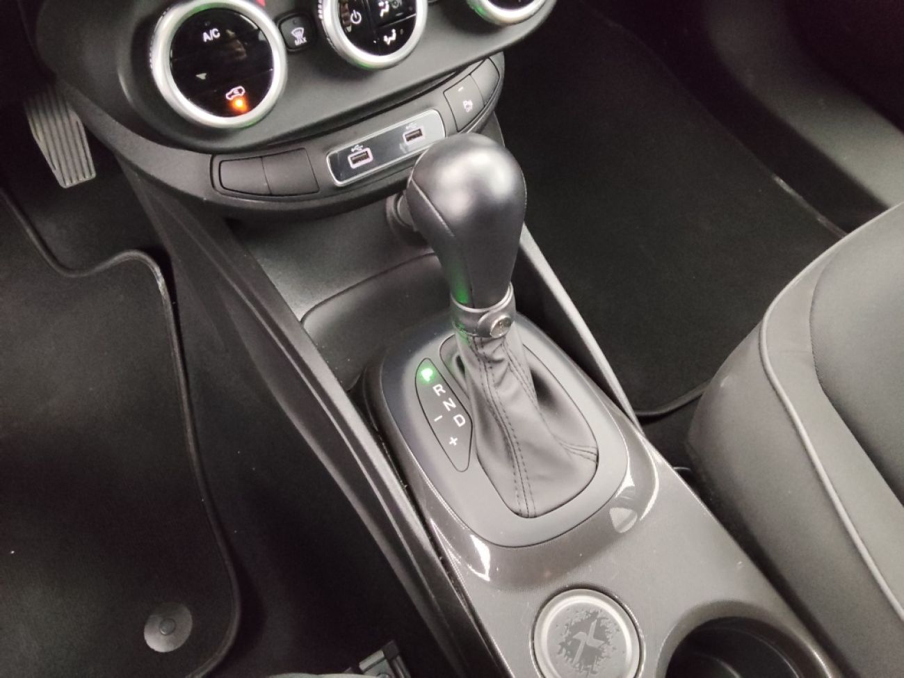 Mandataire FIAT 500X 1.5 FIREFLY TURBO 130CH S/S HYBRID PACK CONFORT DCT7
