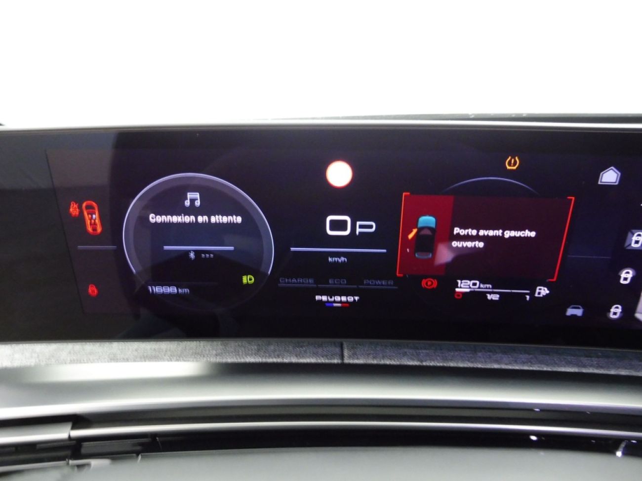 Mandataire PEUGEOT 3008 HYBRID 136CH GT E-DCS6