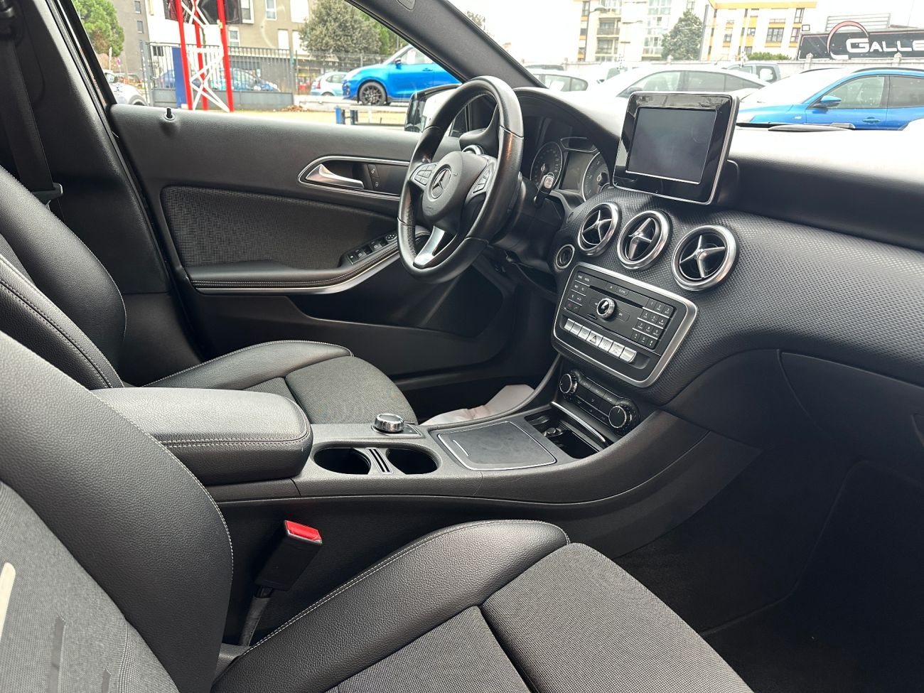 Mandataire MERCEDES CLASSE A 180 d 7G-DCT Inspiration