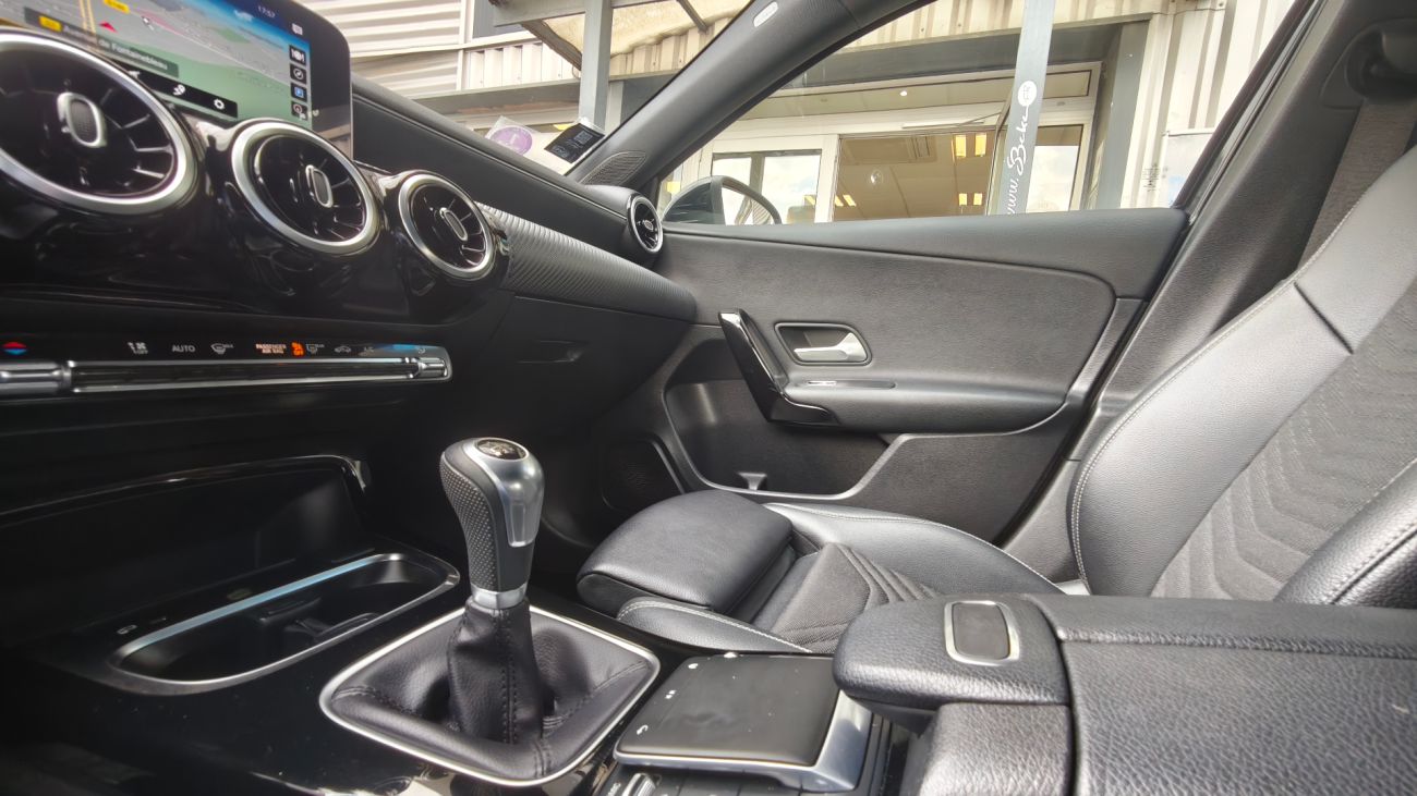 Mandataire MERCEDES-BENZ CLASSE A 160 BM6 Style Line