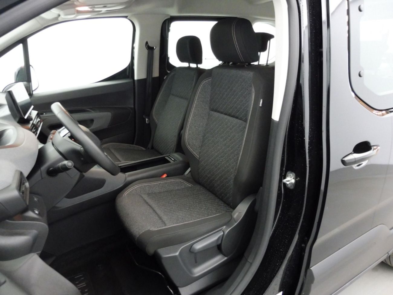 Mandataire PEUGEOT RIFTER TAILLE M - 1.5 BLUEHDI 100CH S&S ALLURE 5 PLACES