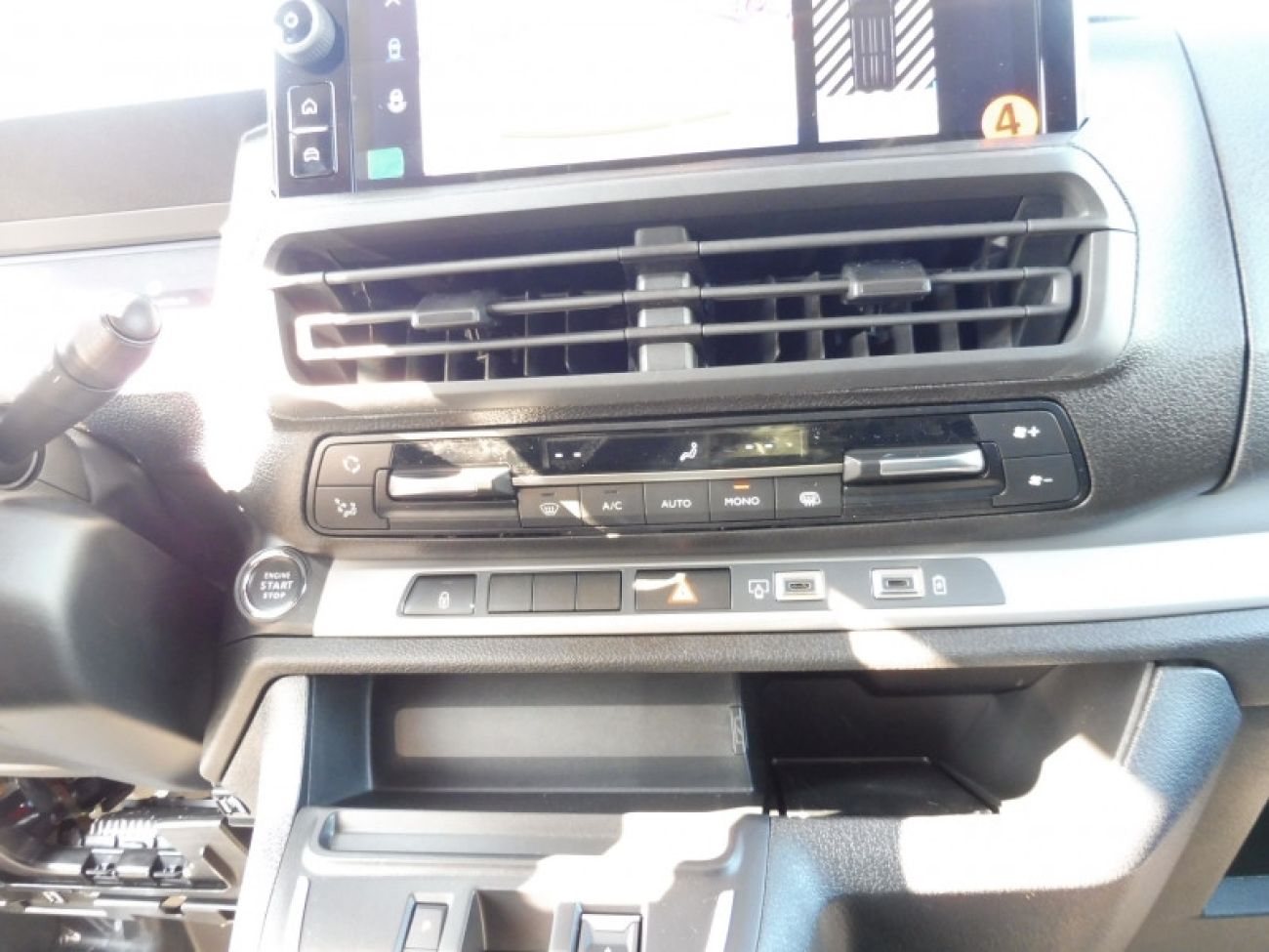Mandataire PEUGEOT Expert XL 2.2 DIESEL 180CH CABINE APPROFONDIE FIXE AUTOMATIQUE