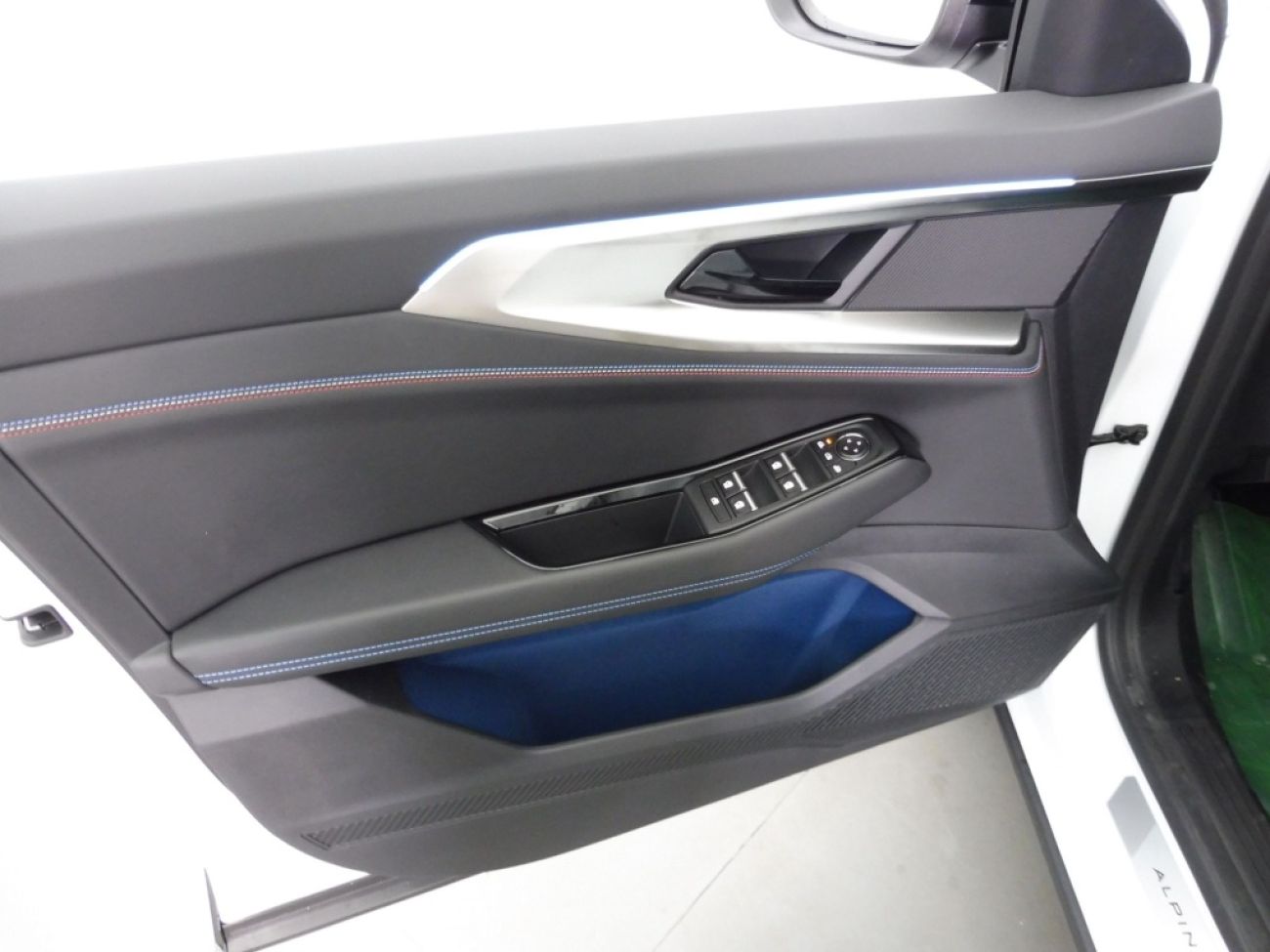 Mandataire RENAULT Rafale 1.2 E-TECH FULL HYBRID 200CH ESPRIT ALPINE - 25