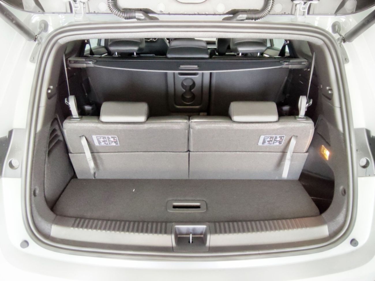 Mandataire RENAULT Espace 1.2 E-TECH FULL HYBRID 200CH ESPRIT ALPINE 7 PLACES - 25