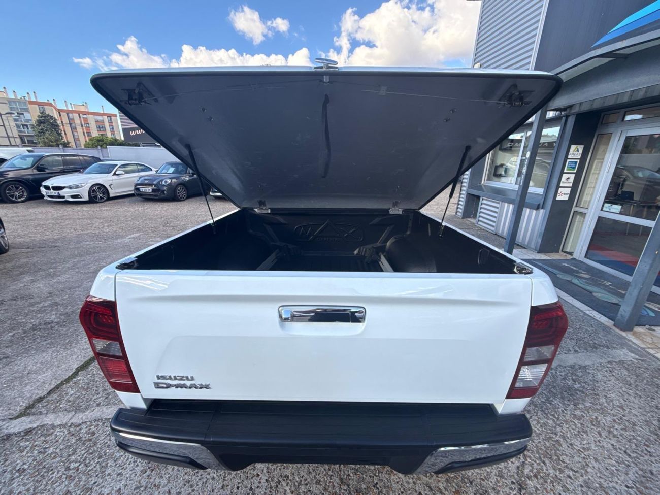Mandataire ISUZU D-MAX CREW CAB 1.9 4X4 BVA SUPERNOVA