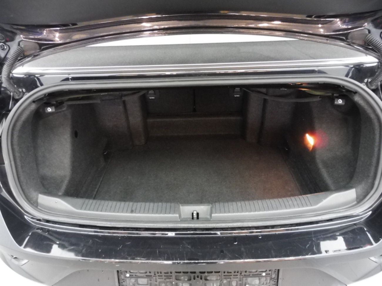 Mandataire VOLKSWAGEN T-Roc Cabriolet 1.5 TSI 150 DSGstyle