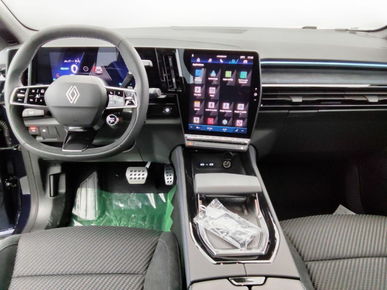 Mandataire RENAULT ESPACE VI 1.2 E-TECH FULL HYBRID 200CH ESPRIT ALPINE 7 PLACES - 25
