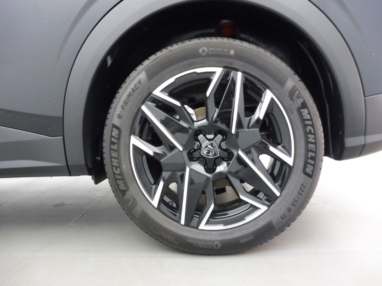 Mandataire PEUGEOT 3008 1.2 HYBRID 145CH GT E-DCS6