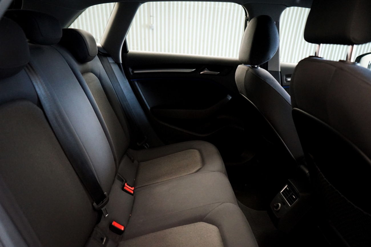 Mandataire AUDI A3 SPORTBACK BUSINESS 1.6 TDI 116 S tronic 7 Business line