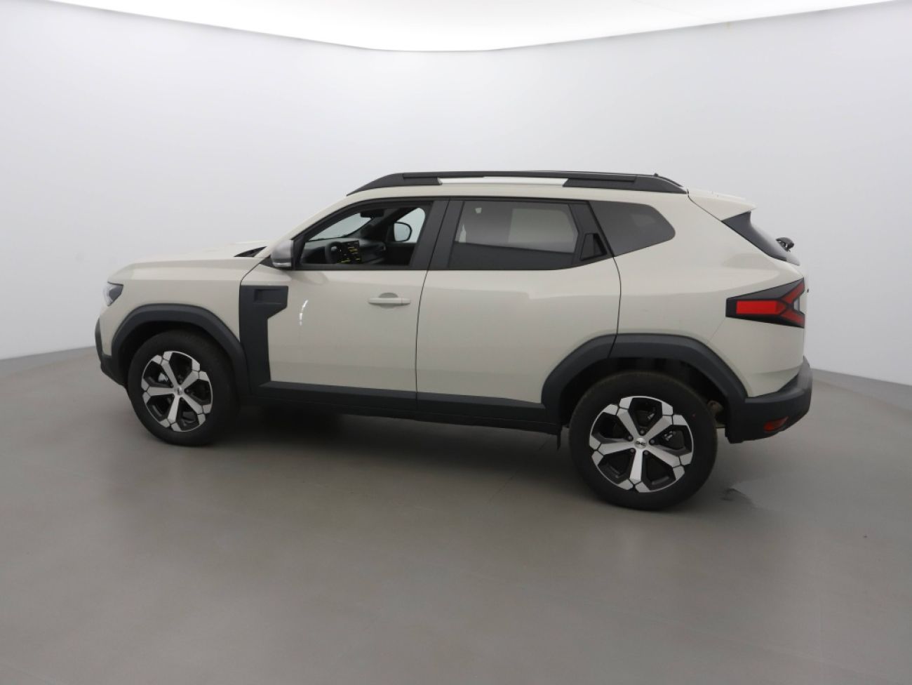 Mandataire Dacia DUSTER 1.6 HYBRID 140CH JOURNEY 4X2