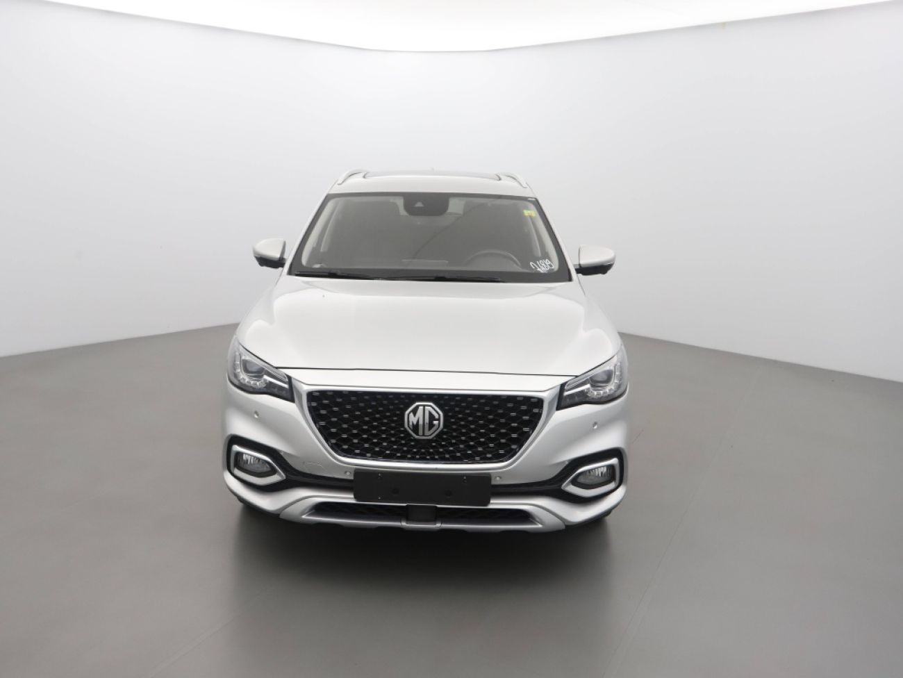 Mandataire MG HS 1.5 T-GDI 162 AT luxury