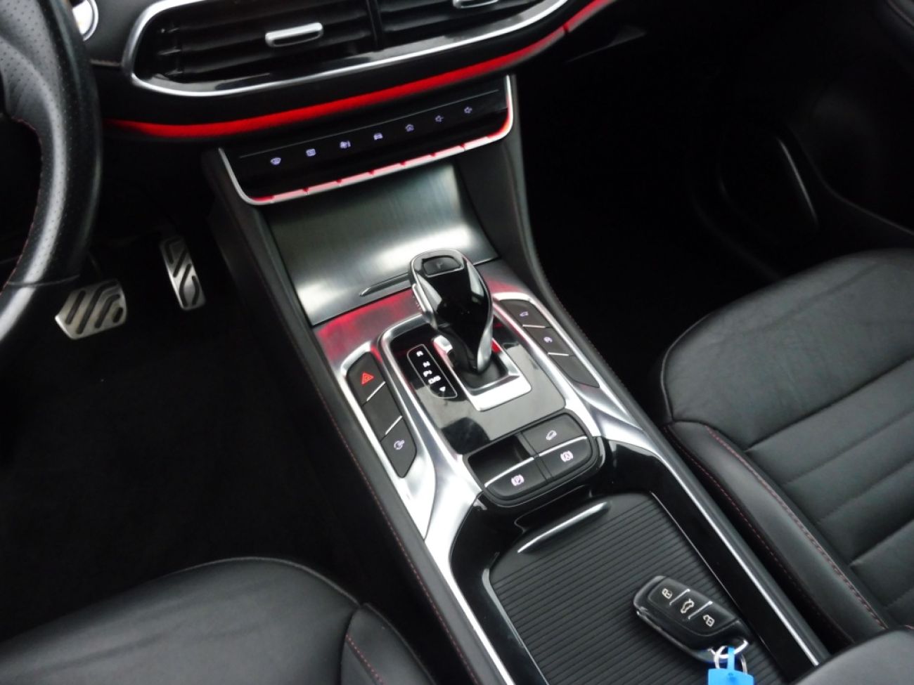 Mandataire MG HS 1.5 T-GDI 162 AT luxury