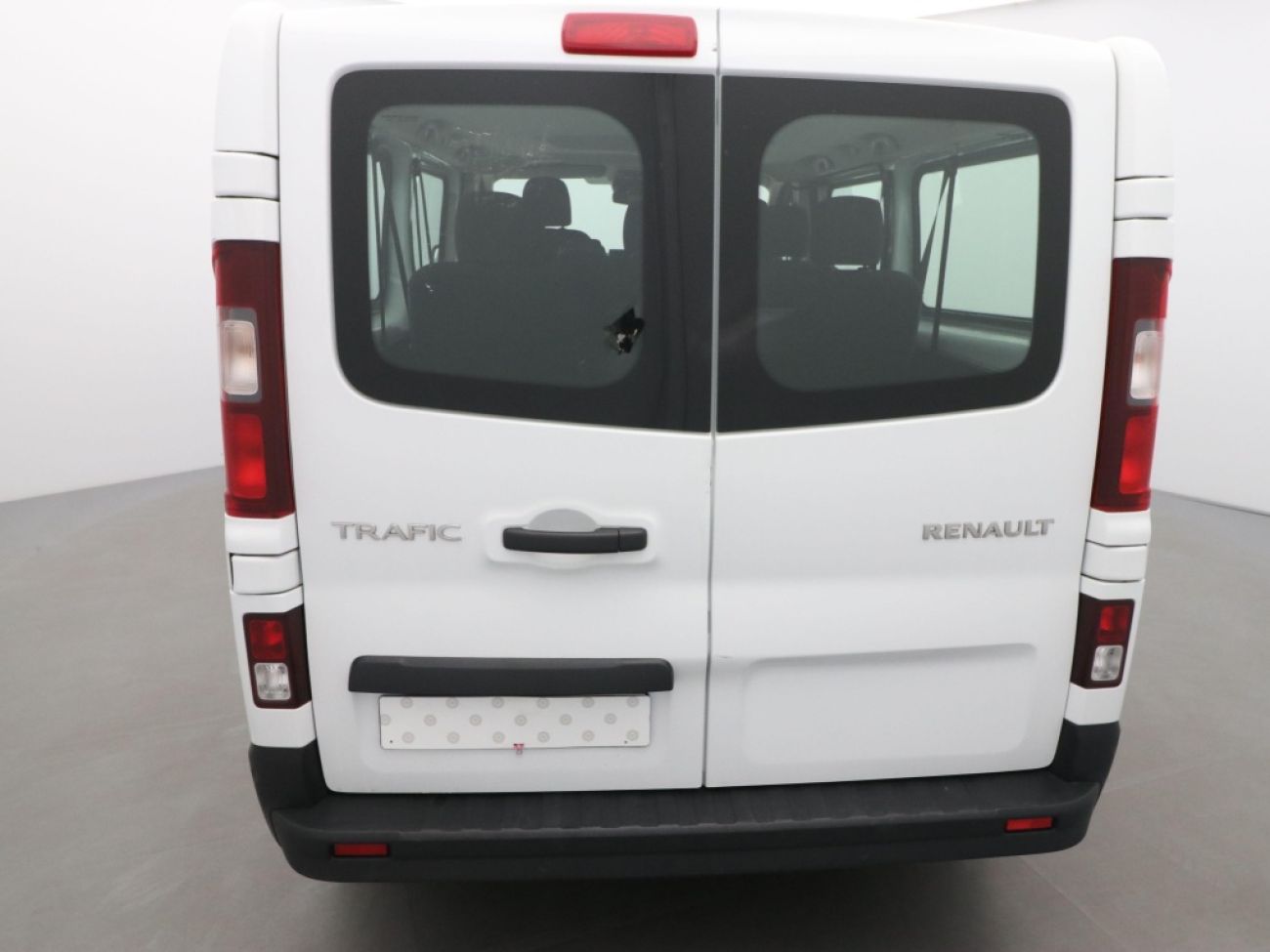 Mandataire RENAULT Trafic Passenger L2 2.0 BLUE DCI 150CH S&S ZEN 9 PLACES