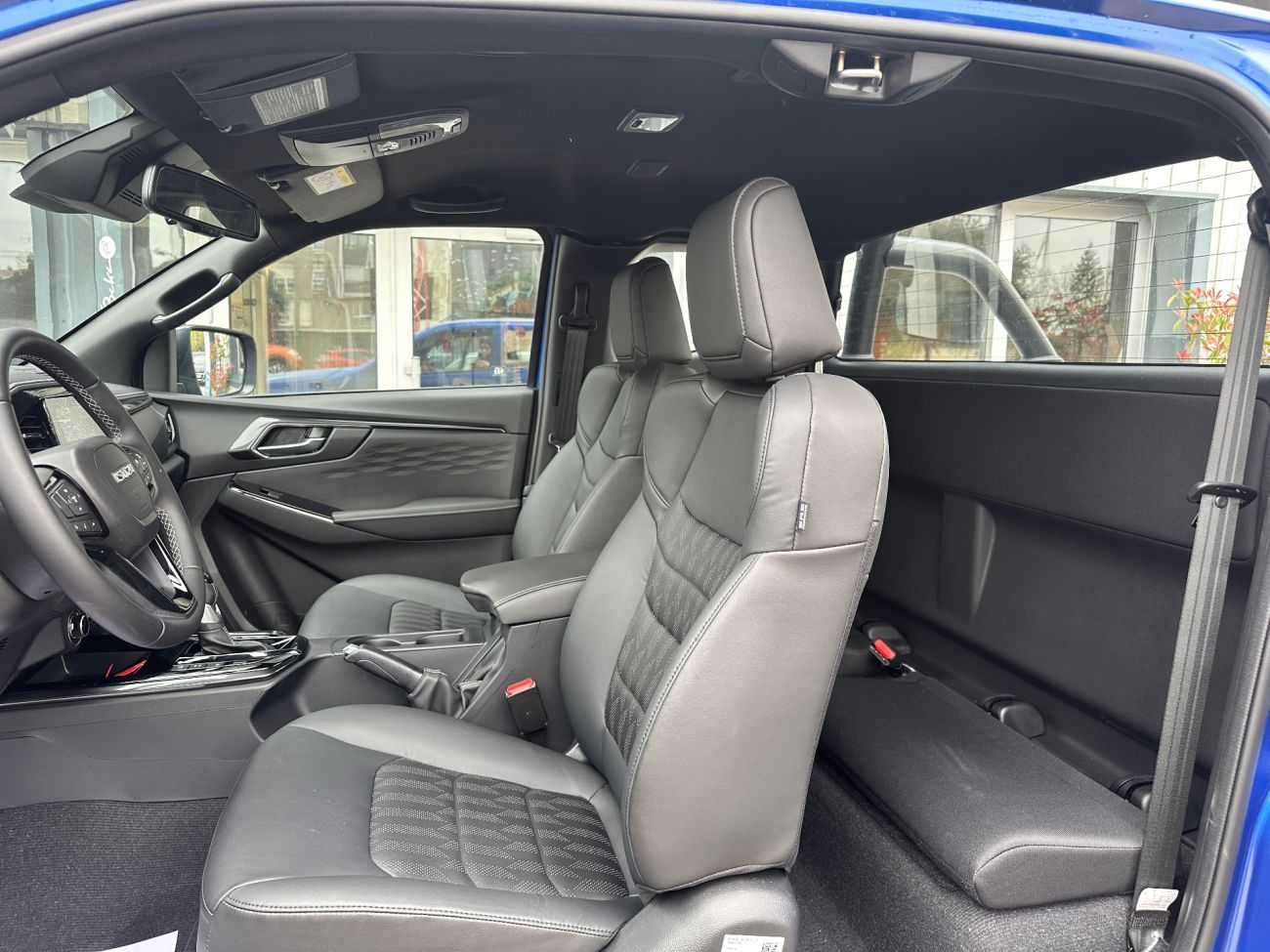 Mandataire ISUZU D-MAX N60 SPACE CAB 1.9 164 CH 4X4 A/T NITRO SPORT