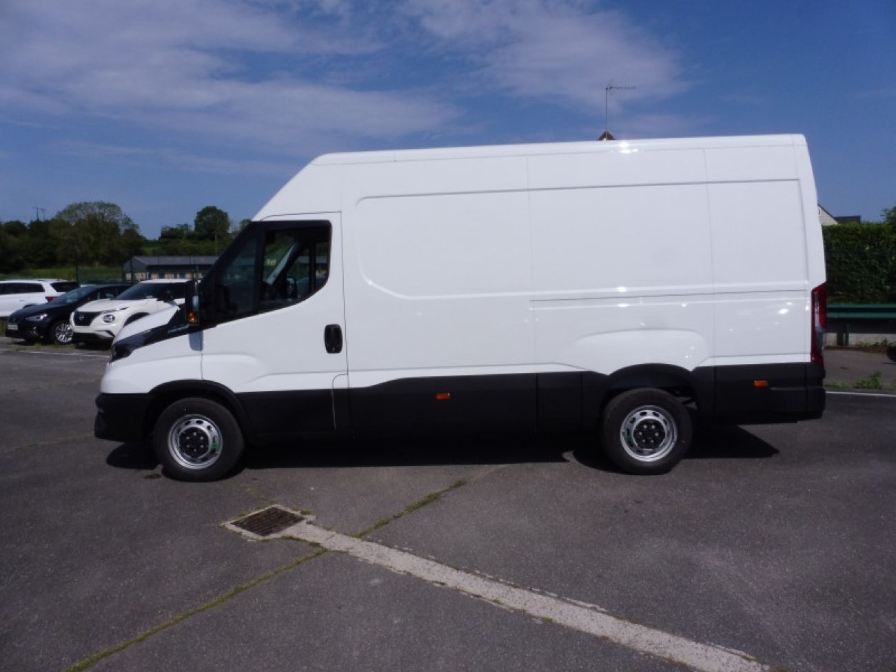 Mandataire IVECO Daily 35S16 2.3 V12 HI-MATIC 156CV