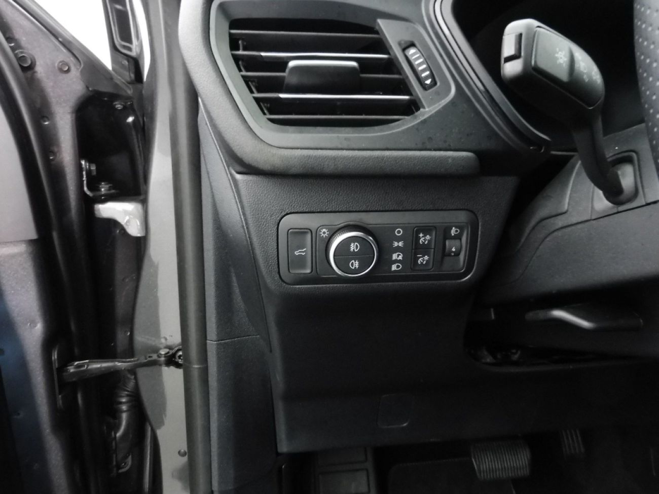 Mandataire Ford KUGA 2.0 TDCI 120CH ST-LINE POWERSHIFT