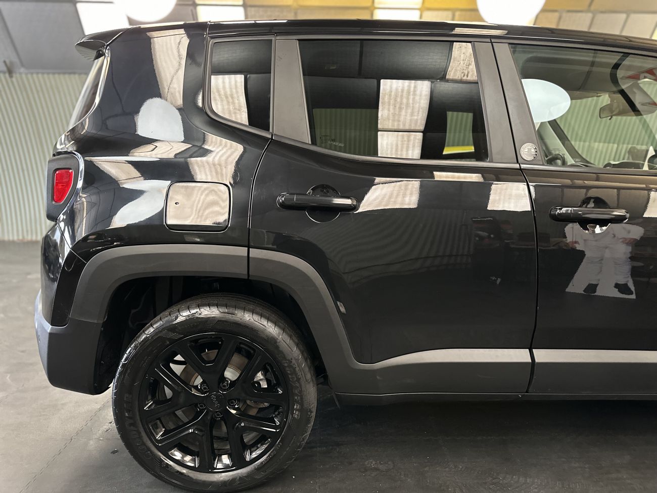 Mandataire Jeep RENEGADE 1.3 Turbo T4 190 ch PHEV AT6 4xe eAWD Brooklyn Edition