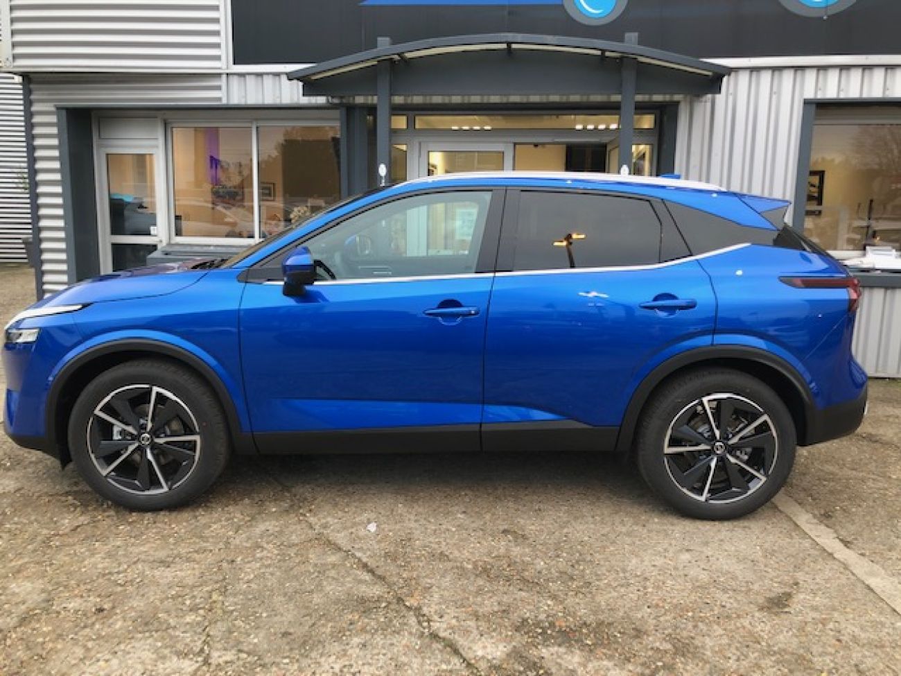 Mandataire NISSAN QASHQAI 2021 III 1.3 MILD HYBRID Tekna BOSE / JA 19