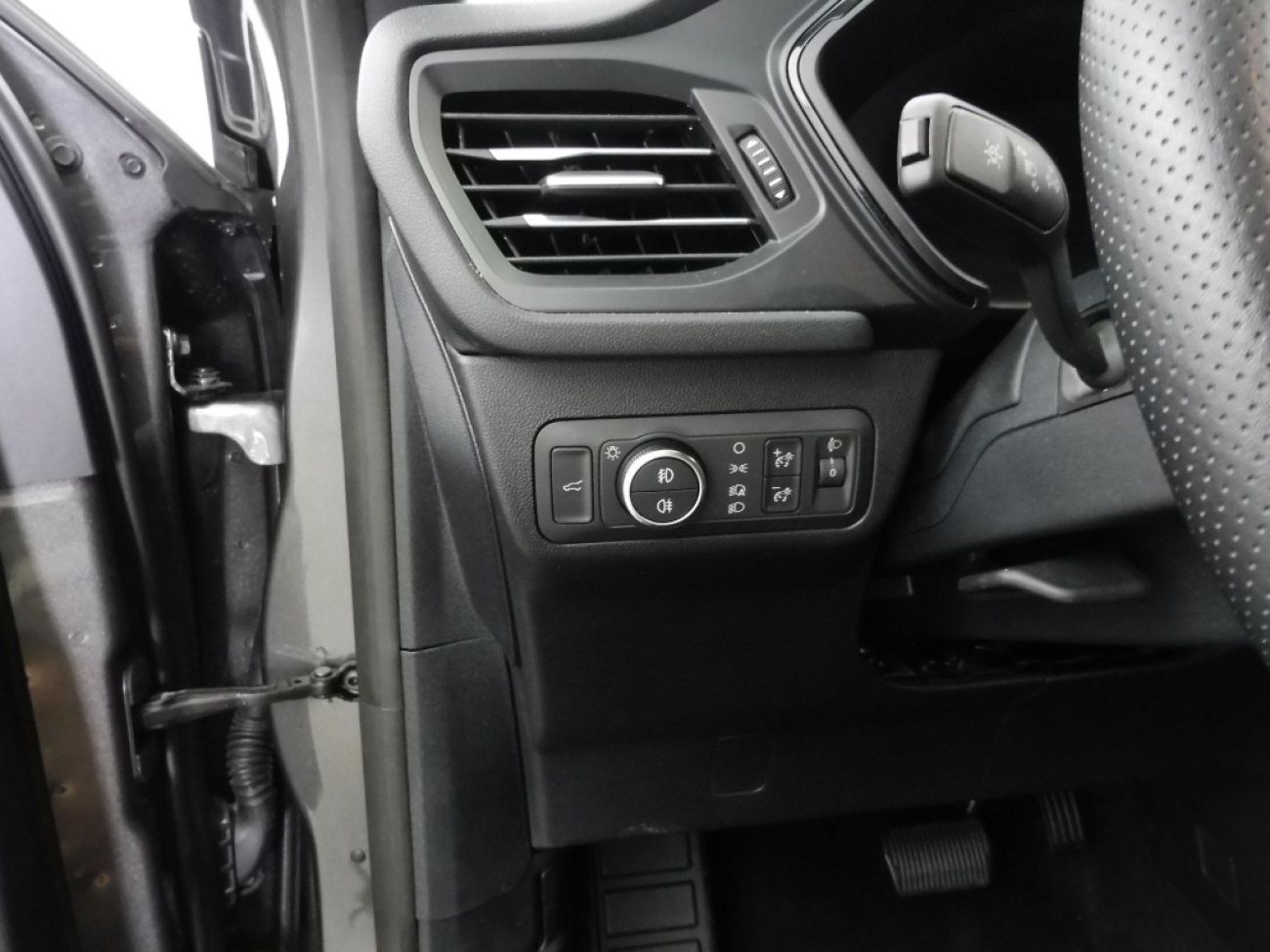 Mandataire Ford KUGA 2.0 TDCI 120CH ST-LINE POWERSHIFT