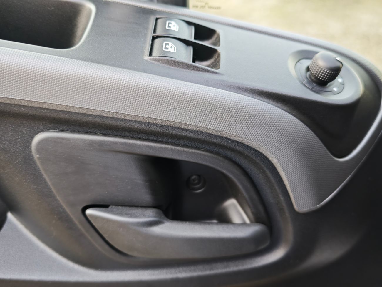 Mandataire IVECO DAILY FOURGON 35 C 21 HA8 FOUR OPE ADVANCE CONNECT HI-MATIC DELIVERY URBAN