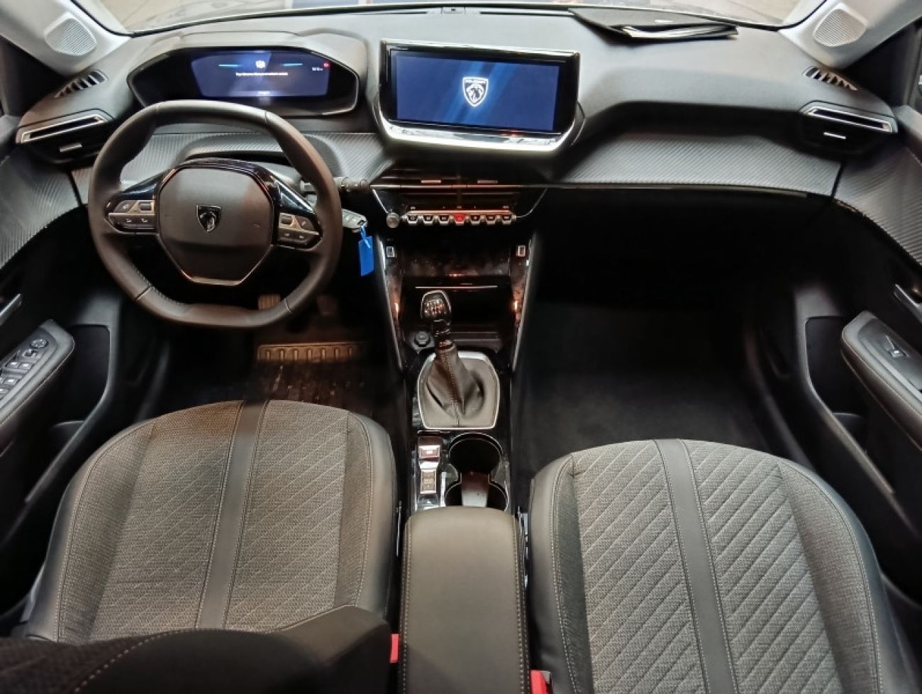 Mandataire PEUGEOT 208 1.2 100CH S&S ALLURE