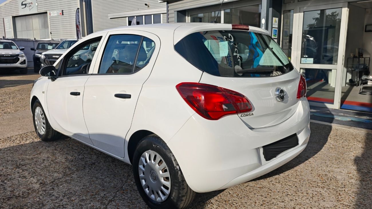 Mandataire Opel CORSA 1.4 90 ch Essentia