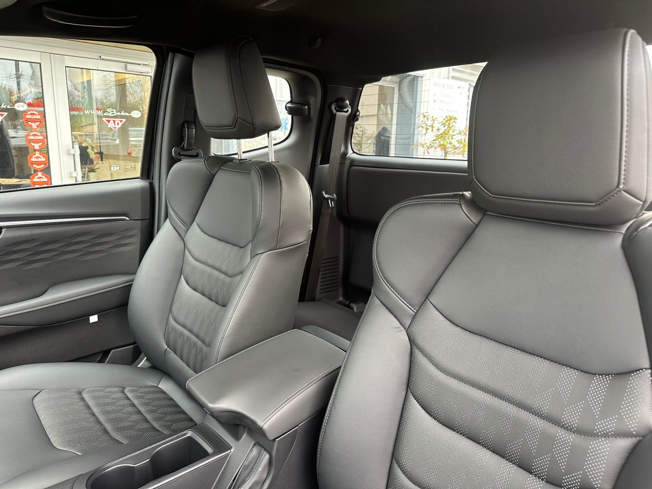 Mandataire ISUZU D-MAX N60 SPACE CAB 1.9 164 CH 4X4 A/T F+