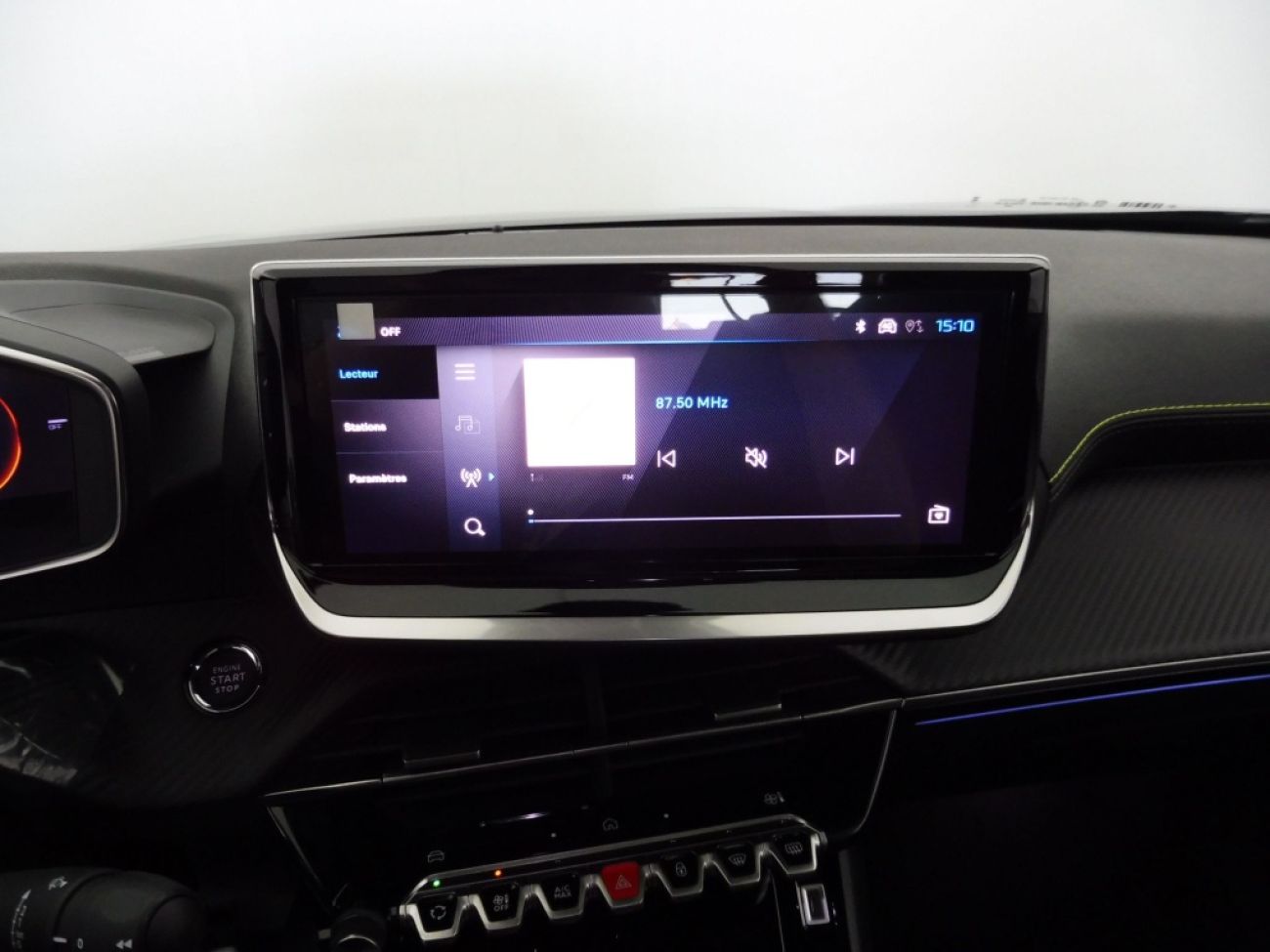 Mandataire PEUGEOT 2008 1.2 HYBRID 145CH GT E-DCS6