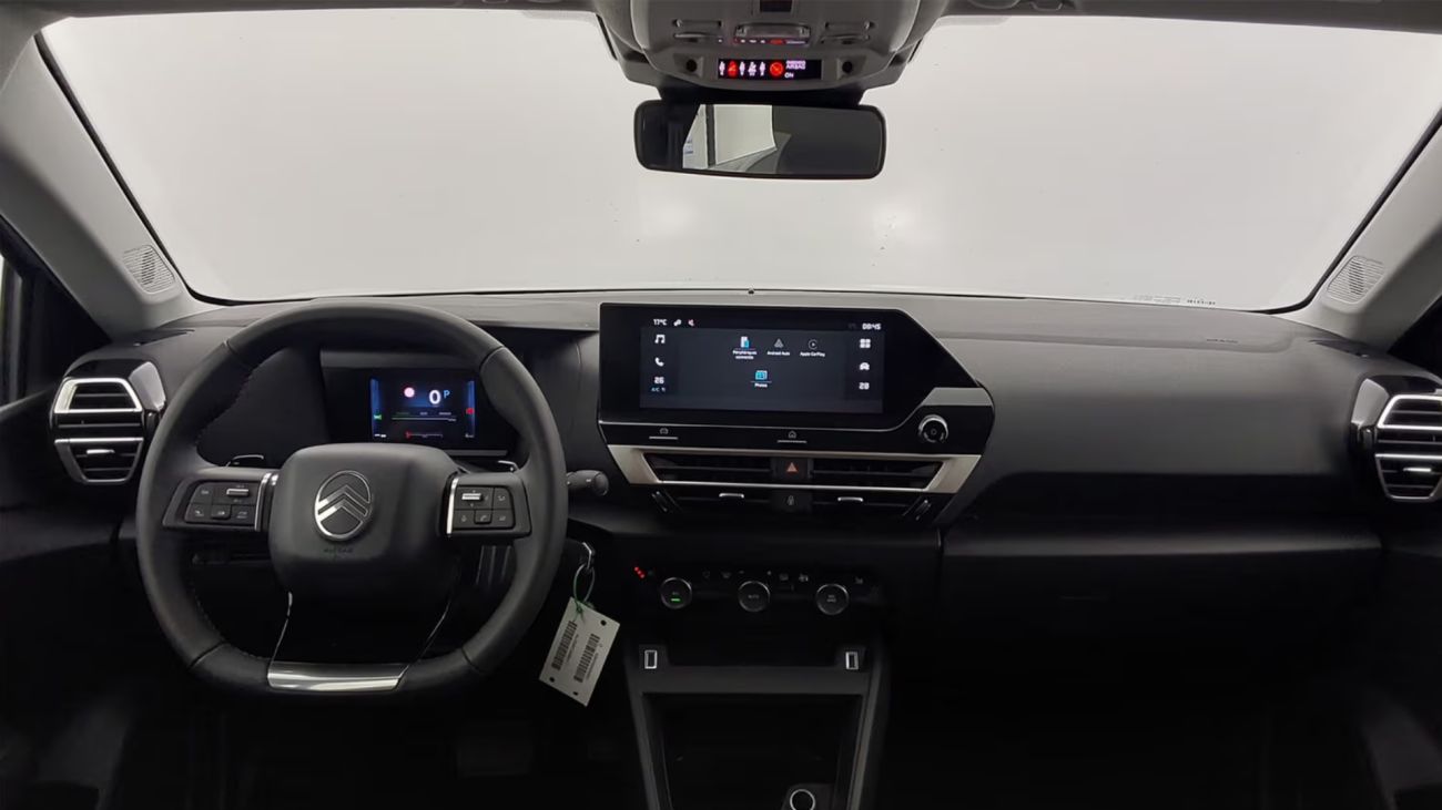 Mandataire Citroën C4 III Ph. 2  PLUS  HYBRID 145 e-DSC6