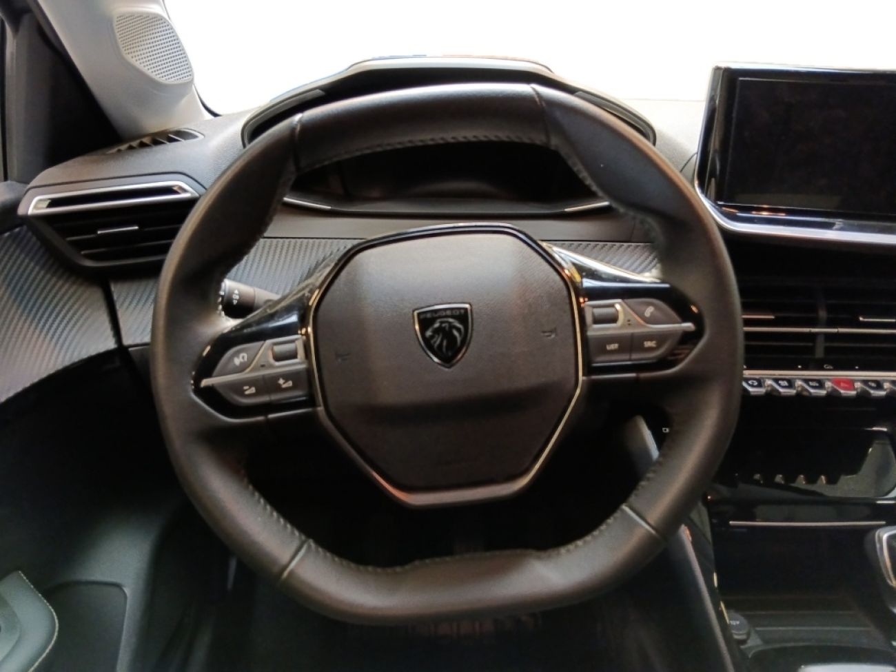 Mandataire PEUGEOT 208 1.2 100CH S&S ALLURE