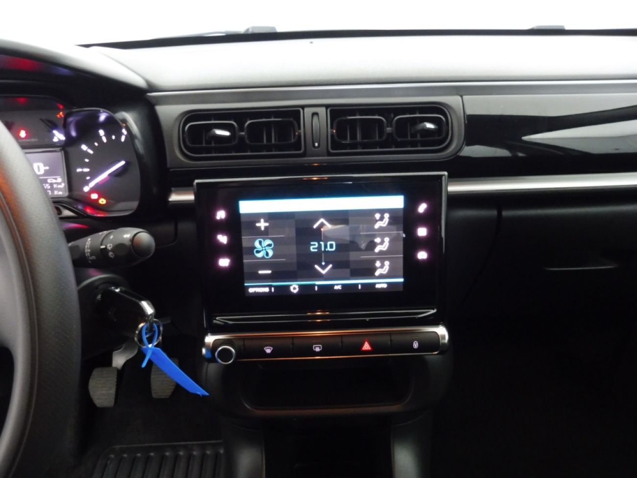 Mandataire Citroën C3 1.5 BLUEHDI 100CH S&S PLUS