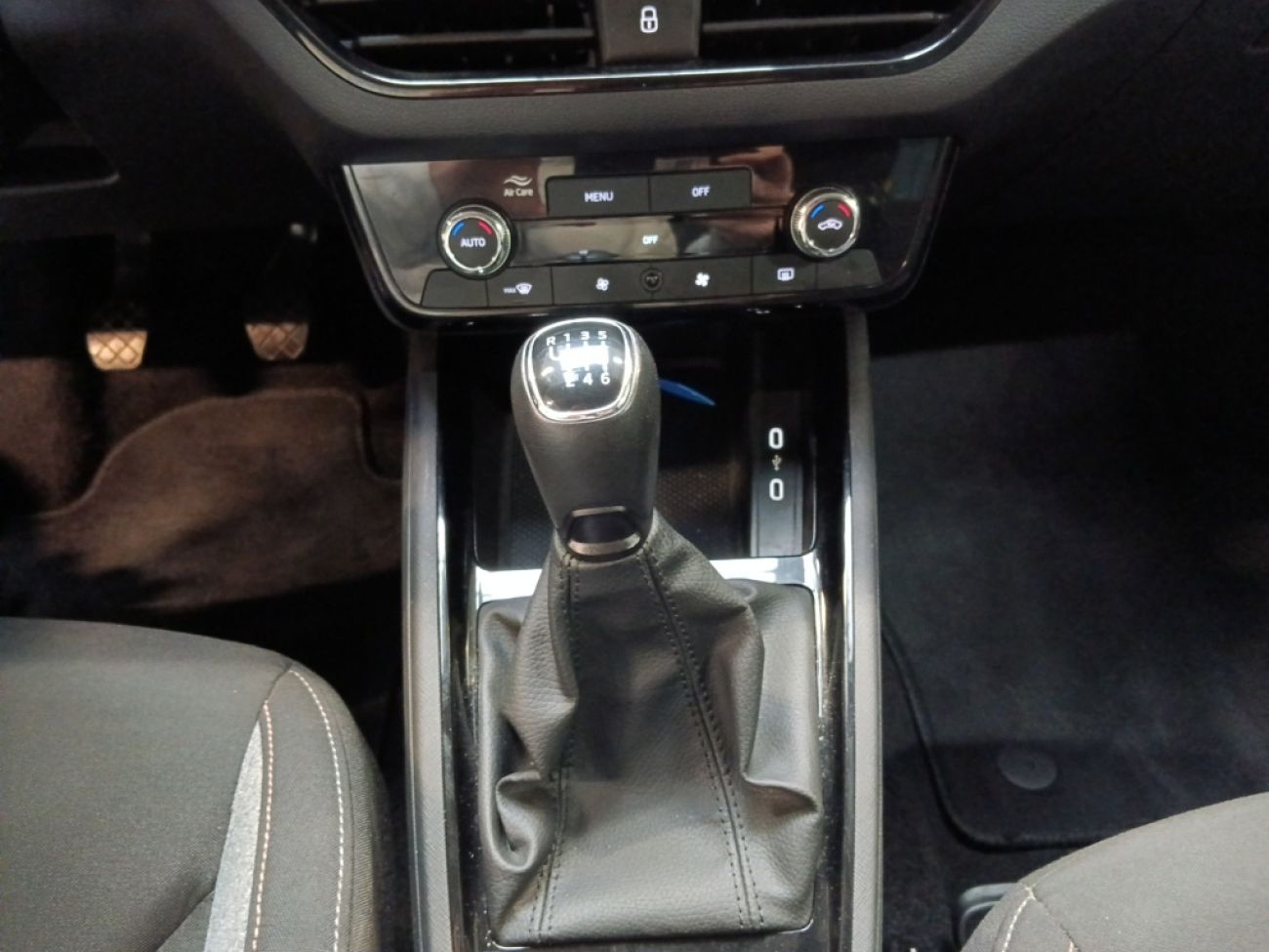 Mandataire SKODA Kamiq 1.0 TSI 115CH SELECTION