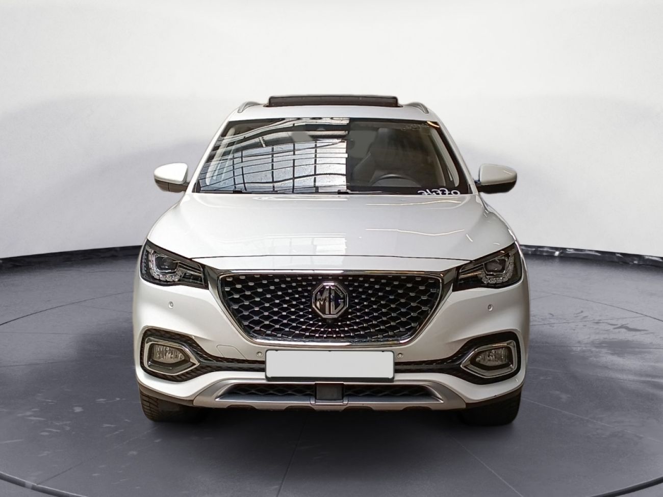 Mandataire MG HS 1.5 T-GDI 162 AT luxury